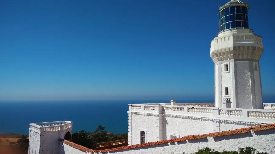 Le Phare Cap Ivi à Mostaganem - Destination Algérie