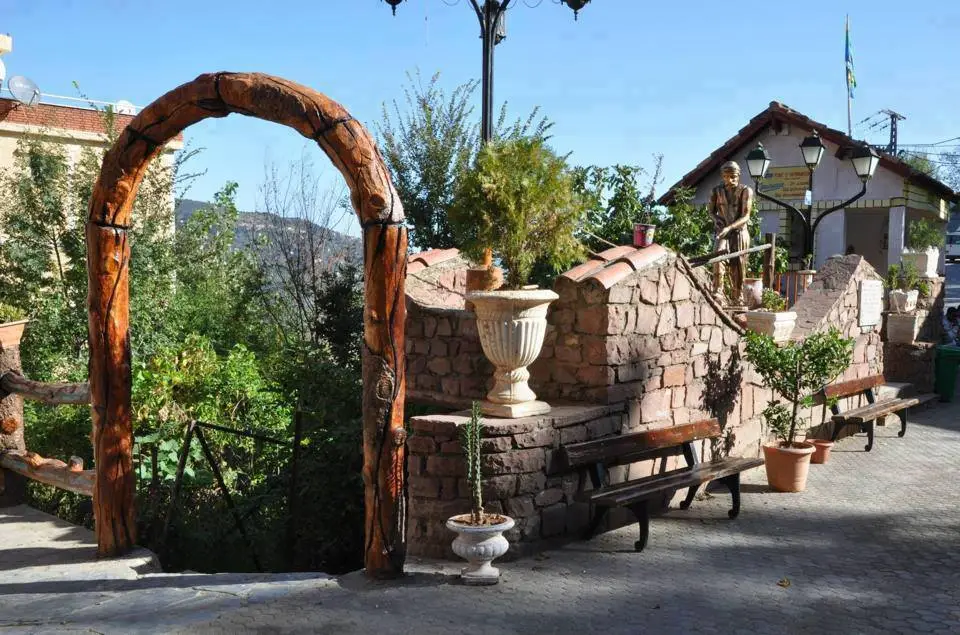 Village de Zoubga en Kabylie - Destination Algérie